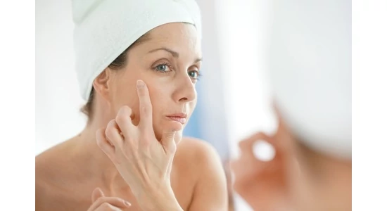 A szem körüli ráncok megértése, megelőzése és kezelése